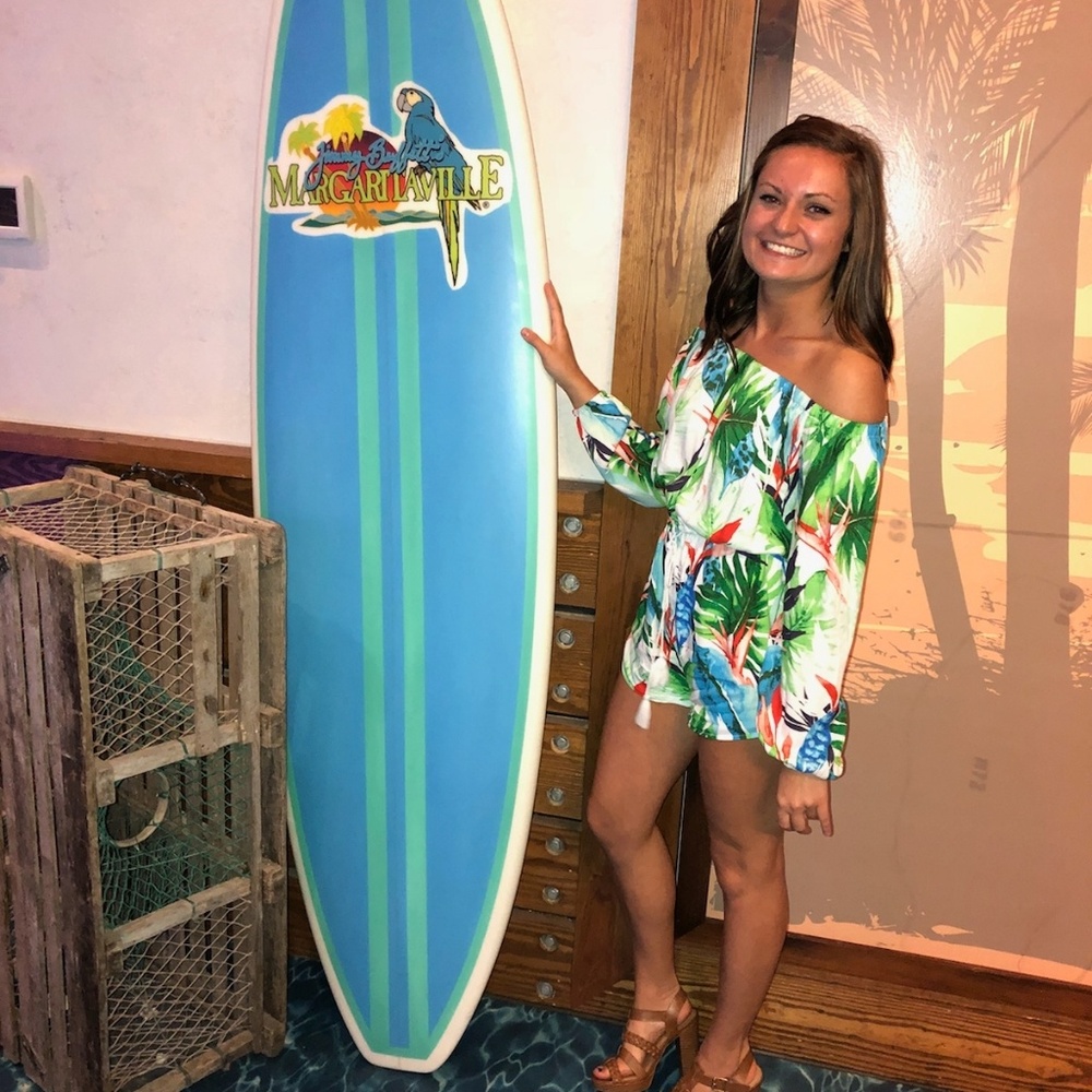 Meet your Posher, Monica